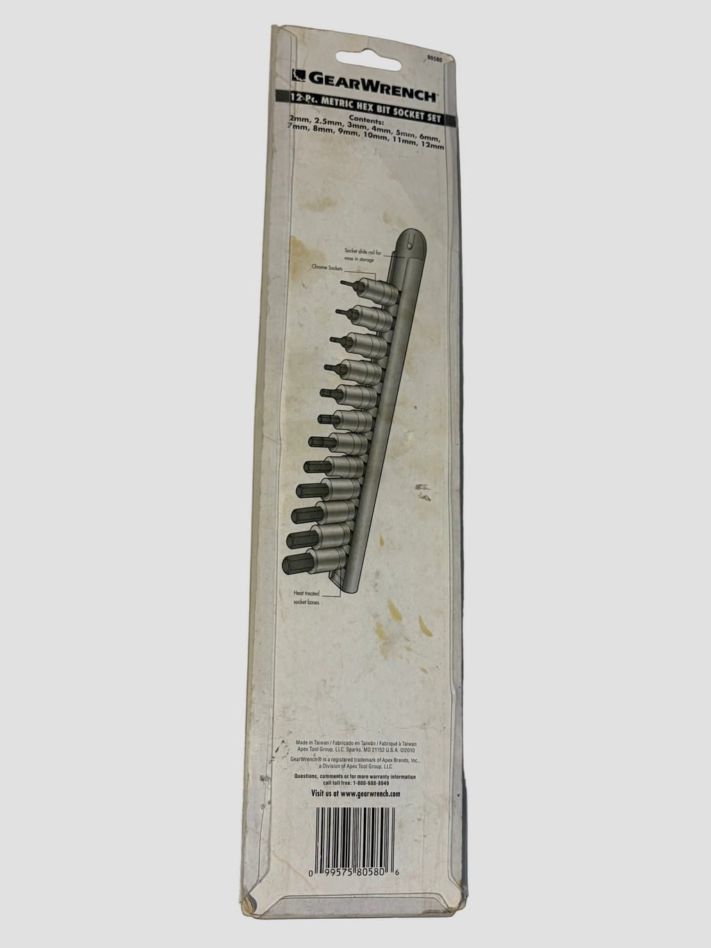GEARWRENCH package label showing 12 metric sockets