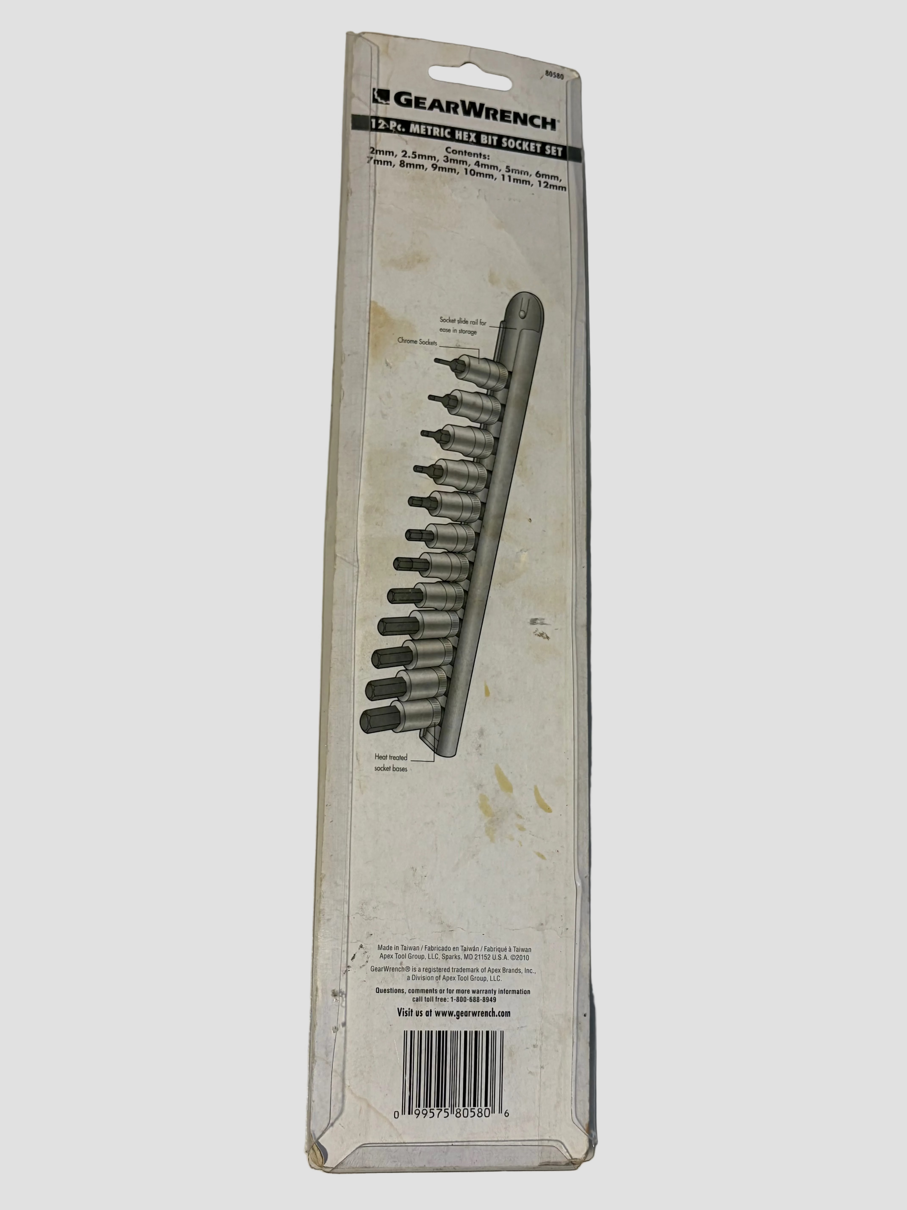 GEARWRENCH package label showing 12 metric sockets